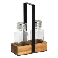 Salt and pepper set